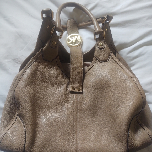 Michael Kors MK bag purse - Picture 6 of 6